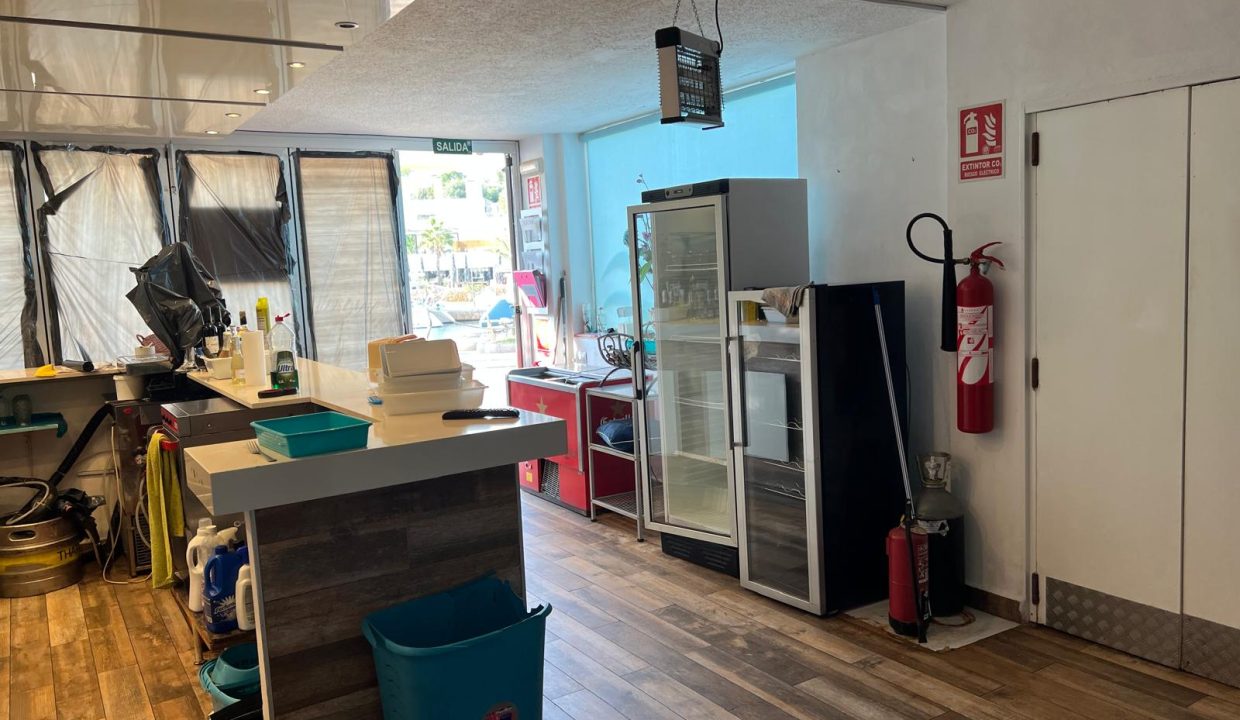 WhatsApp Image 2026-01-15 at 14.23.37 (4)